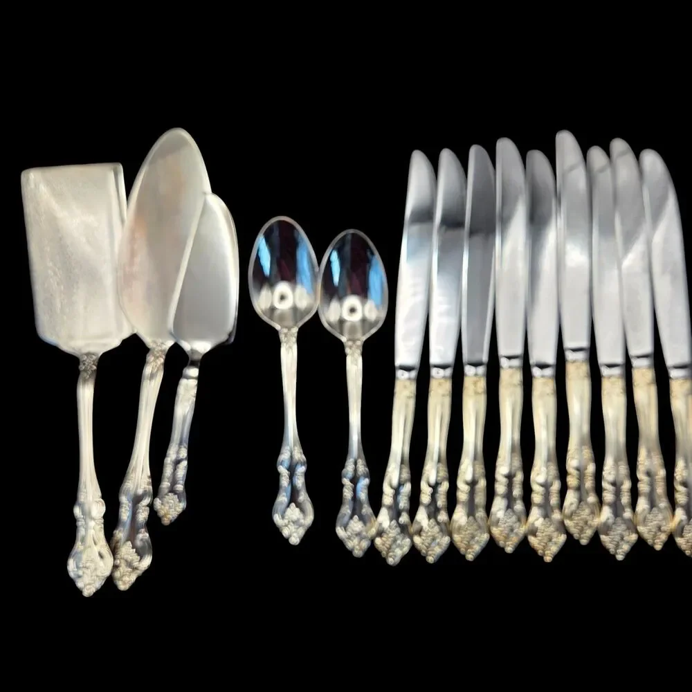 Wallace RSVP Orleans 52-Piece New Stainless Flatware Silverware Set Vintage